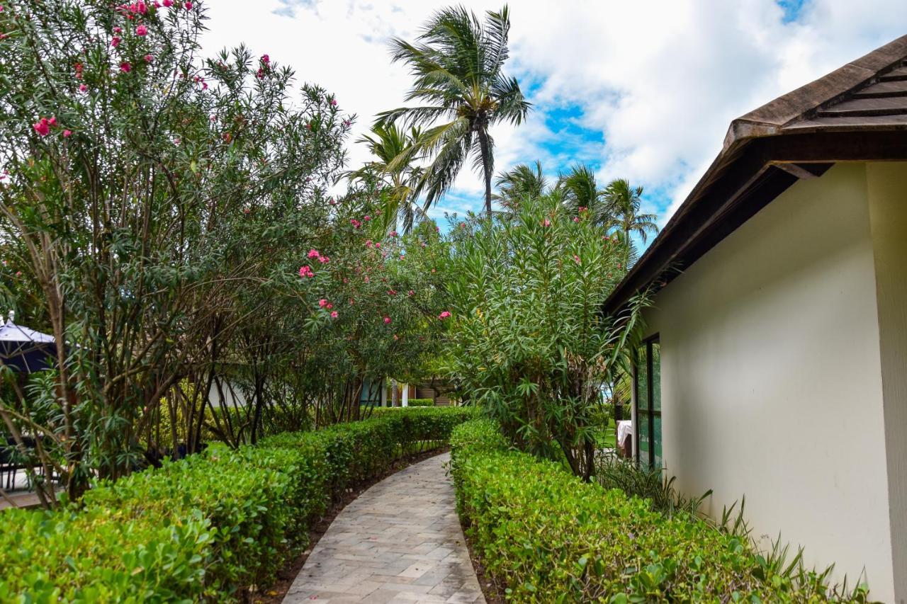 Luxo A Beira-Mar - Flats No Carneiros Beach Resort 普拉亚多斯卡内罗斯 外观 照片